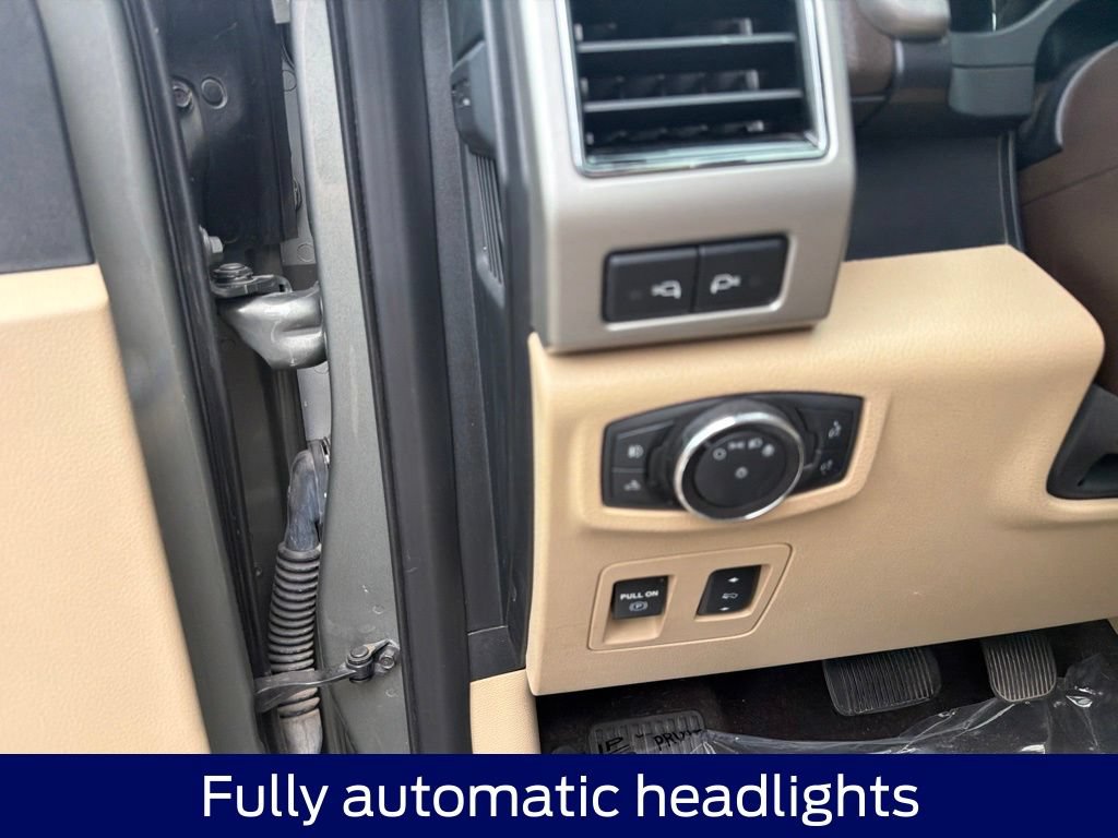 Certified 2019 Ford F150 Lariat w/ Equipment Group 502A Luxury AWD/4WD image 31