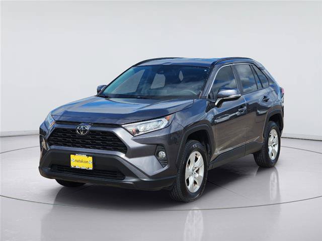 Used 2021 Toyota RAV4 XLE FWD image 3