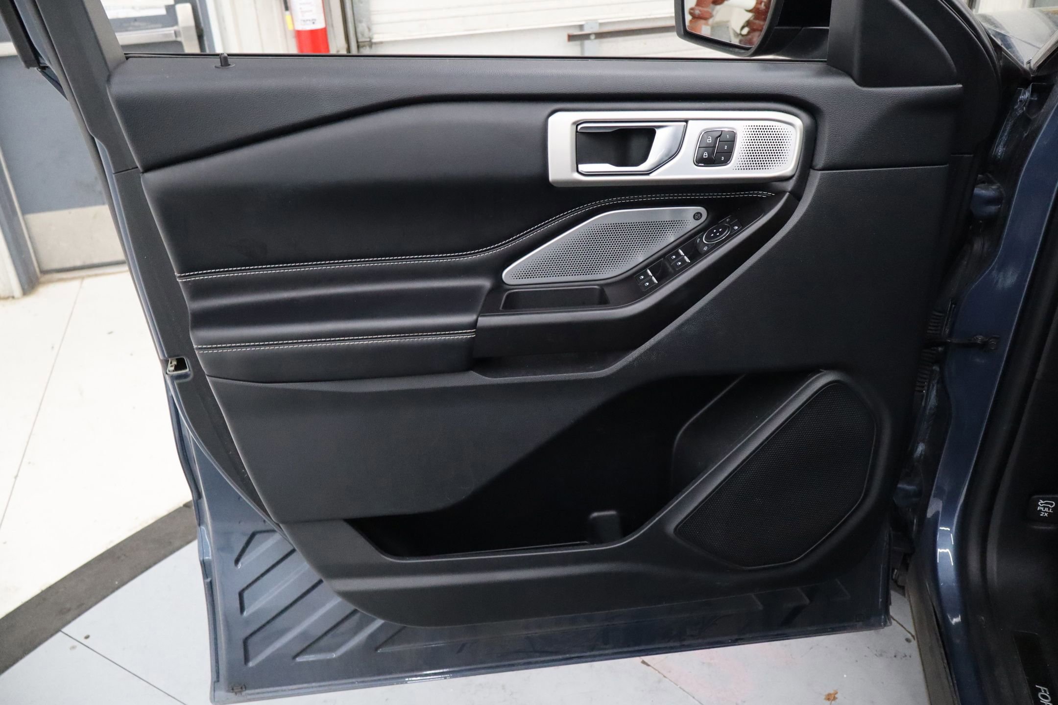 Certified 2020 Ford Explorer ST w/ Premium Technology Package image 20