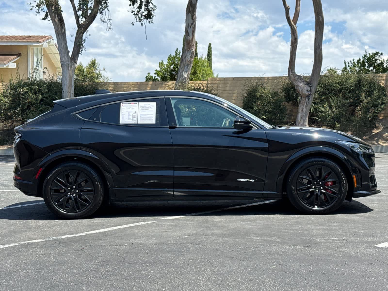 Certified 2025 Ford Mustang Mach-E Premium w/ Sport Appearance Package AWD/4WD image 8