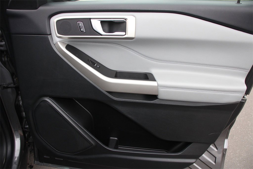 Certified 2023 Ford Explorer XLT w/ Equipment Group 202A image 29