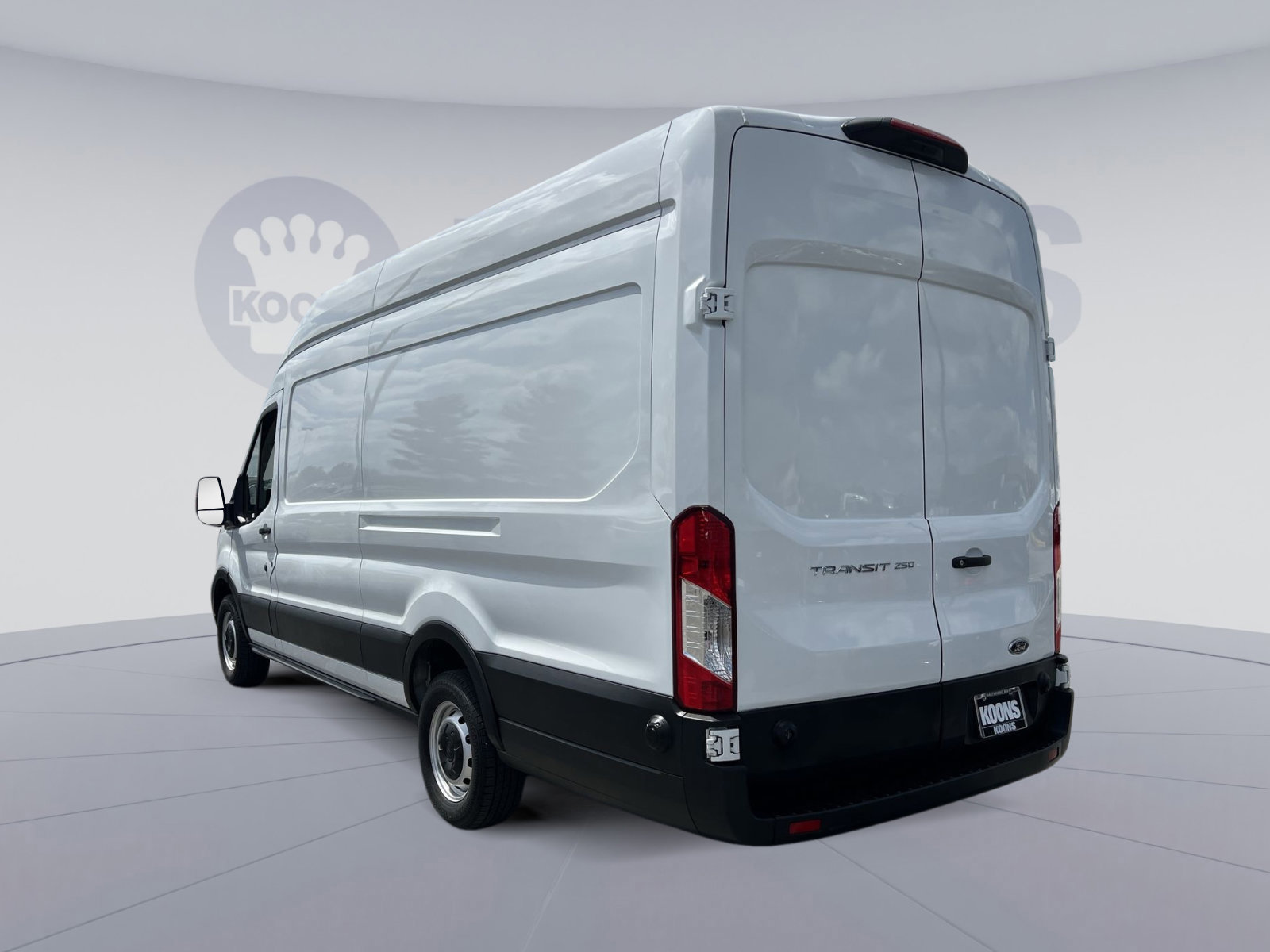 Certified 2024 Ford Transit 250 148 High Roof Extended RWD image 10