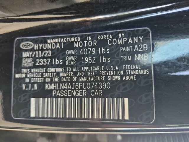 Used 2023 Hyundai Elantra Limited FWD image 39