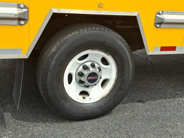 Used 2021 GMC Savana 3500 w/ Power Convenience Package RWD image 26