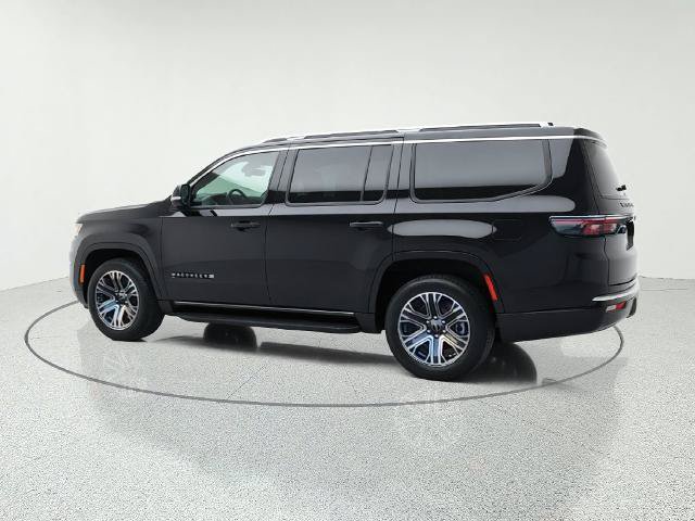 Used 2025 Jeep Wagoneer 4WD w/ Premium Group I image 5