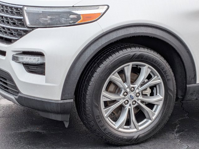 Certified 2023 Ford Explorer XLT w/ Equipment Group 202A image 8