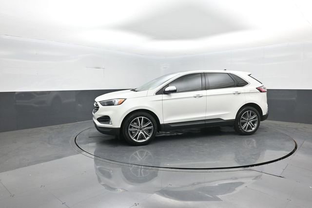 Certified 2024 Ford Edge Titanium AWD/4WD image 4