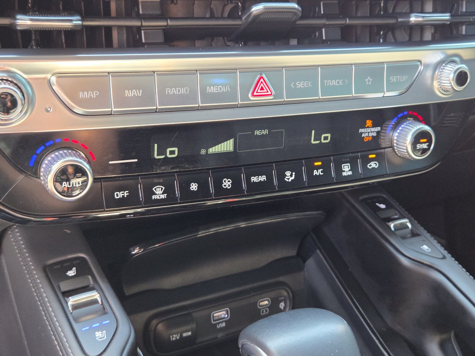 Used 2024 Kia Telluride SX Prestige X-Pro AWD/4WD image 23