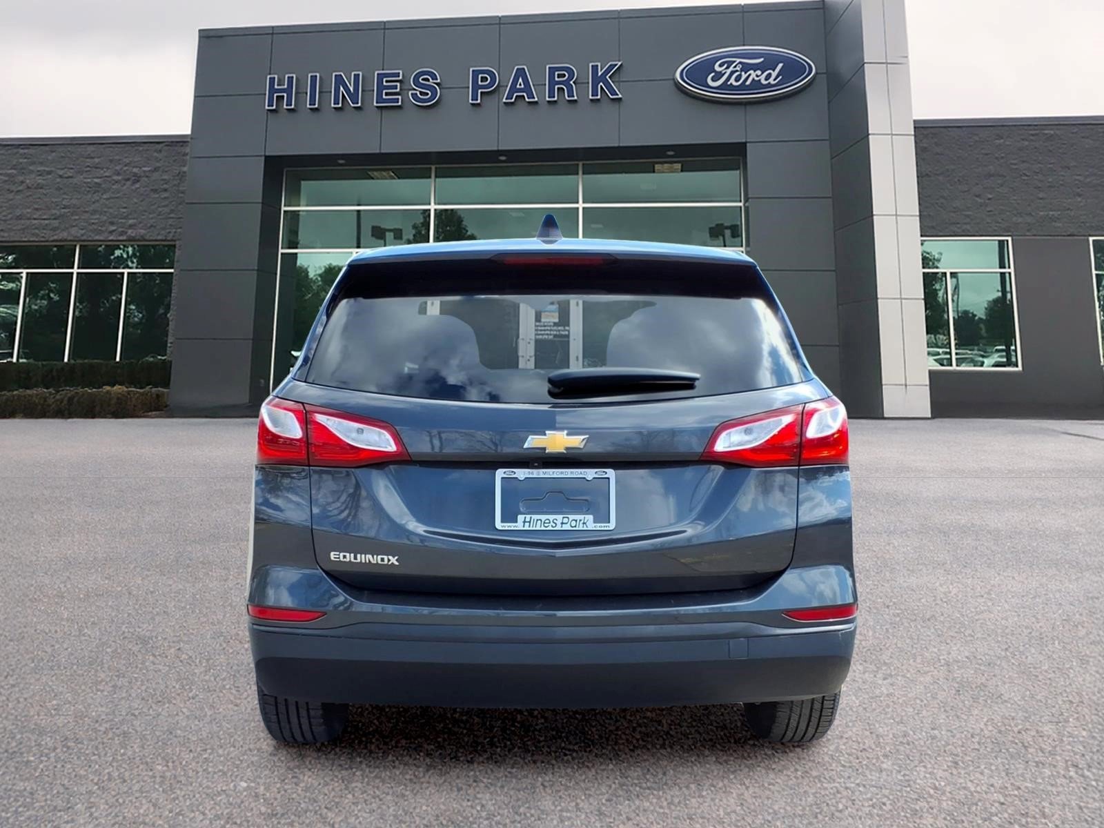 Used 2019 Chevrolet Equinox LS w/ LS Convenience Package FWD image 6