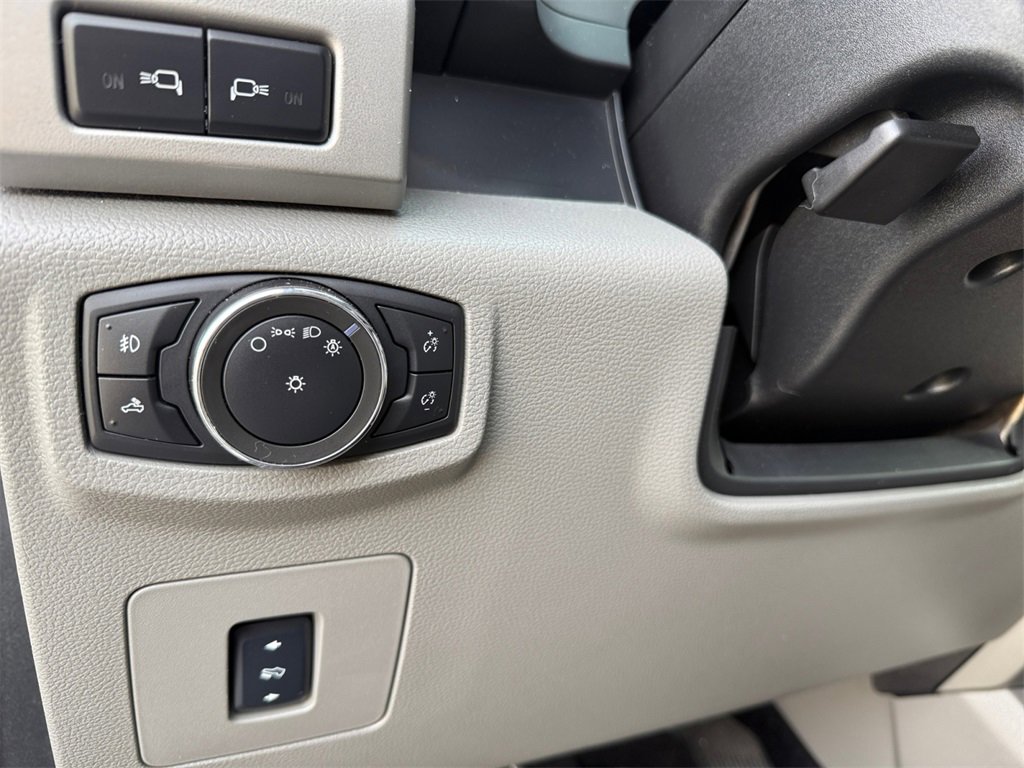 Certified 2017 Ford F150 Lariat image 17