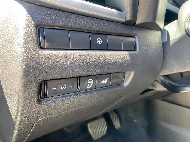 Used 2023 Nissan Rogue SL w/ SL Premium Package FWD image 17