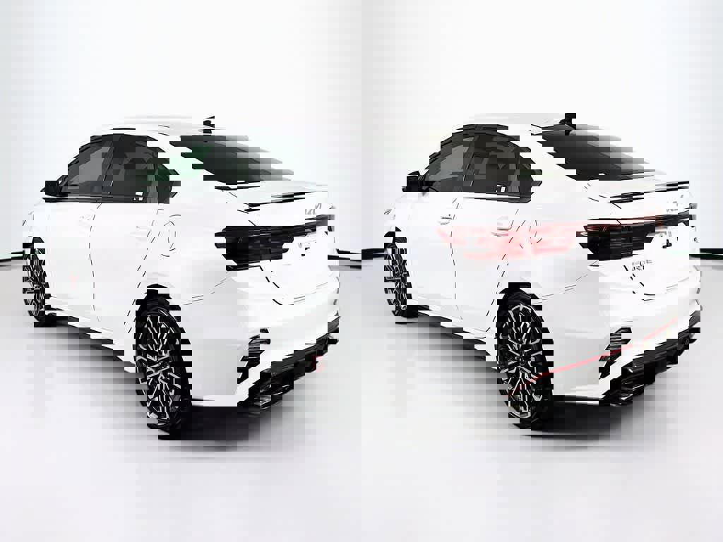 Used 2024 Kia Forte GT image 3