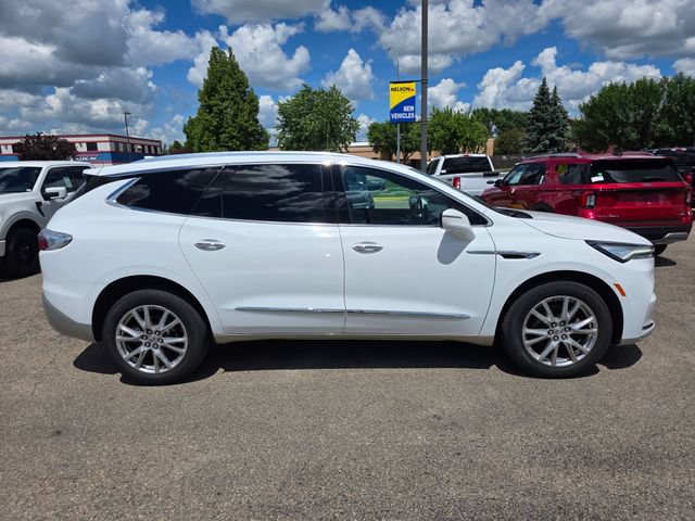 Used 2024 Buick Enclave Essence w/ Experience Buick Package AWD/4WD image 7