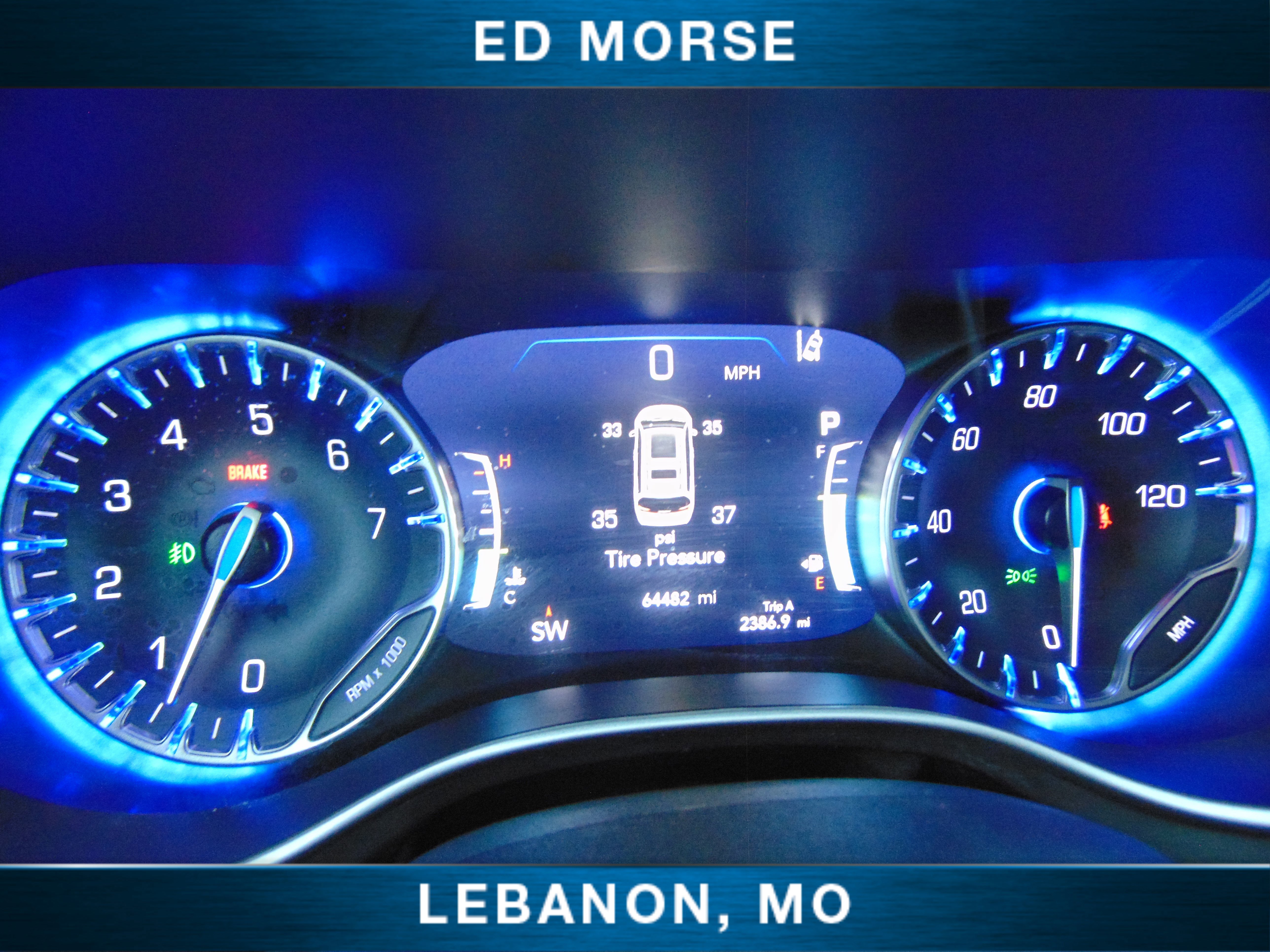 Used 2023 Chrysler Pacifica Touring-L image 21