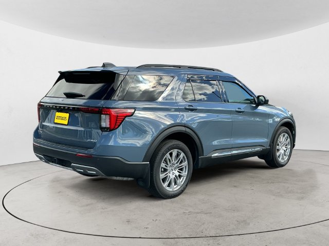 Certified 2025 Ford Explorer Active w/ Active Comfort Package AWD/4WD image 5
