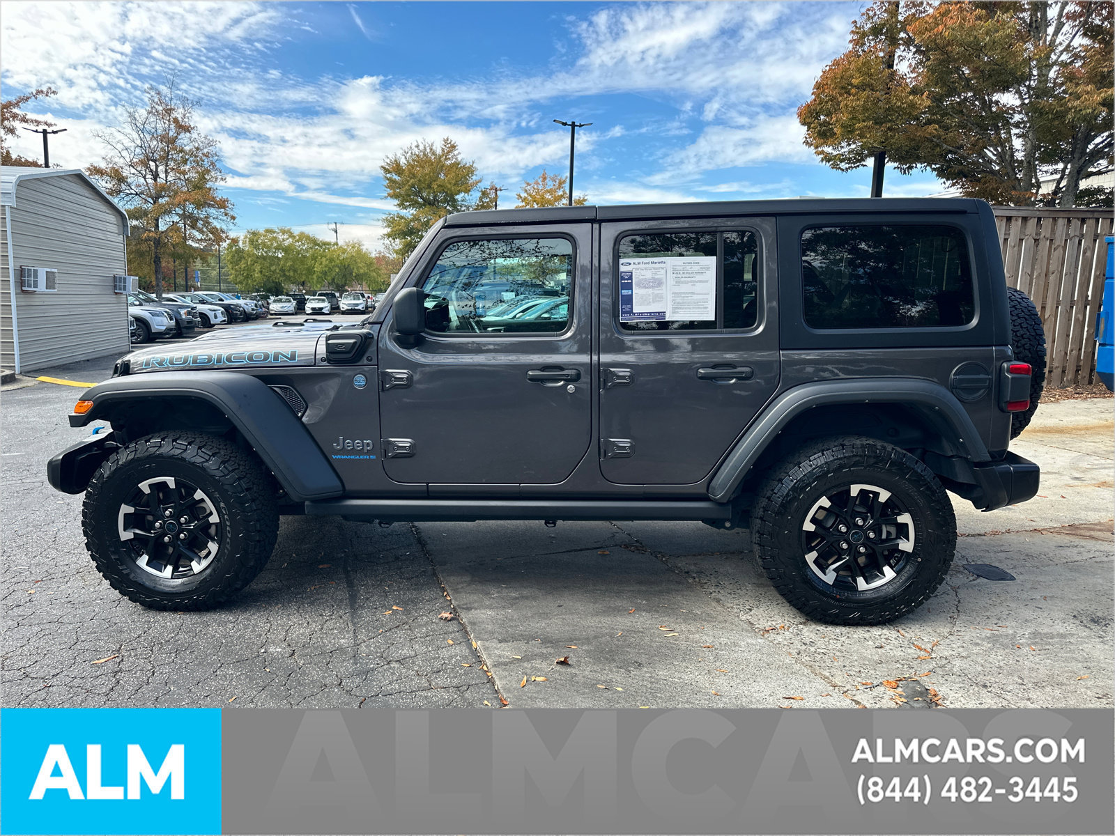 Used 2024 Jeep Wrangler Unlimited Rubicon 4xe AWD/4WD image 9