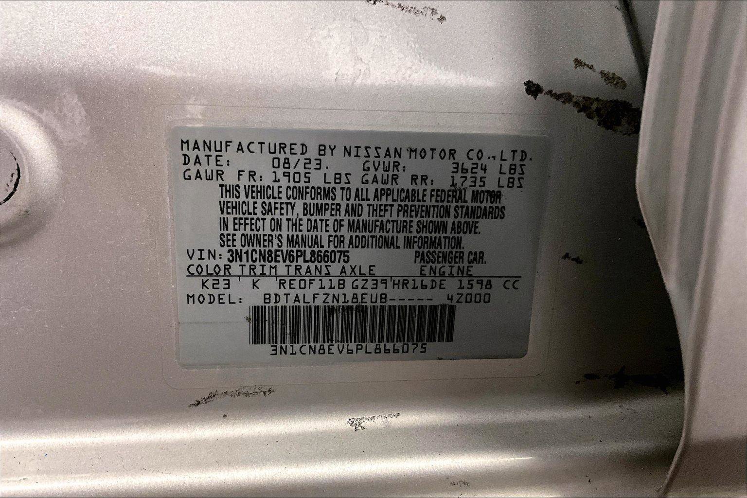 Used 2023 Nissan Versa SV image 32