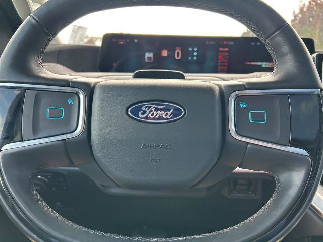 Certified 2025 Ford Expedition Platinum w/ Driver's Package image 23