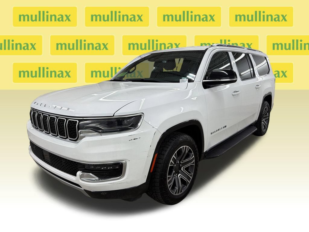 Used 2024 Jeep Wagoneer L Series II RWD image 14