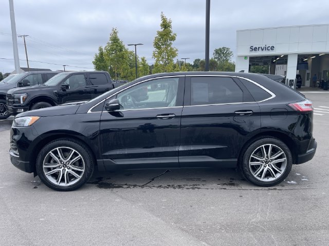 Certified 2024 Ford Edge Titanium w/ Equipment Group 301A AWD/4WD image 2