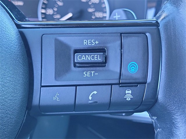 Used 2022 Nissan Pathfinder SL w/ SL Black Package image 9