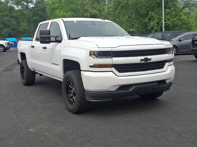 Used 2018 Chevrolet Silverado 1500 Custom w/ Custom Value Package AWD/4WD image 2