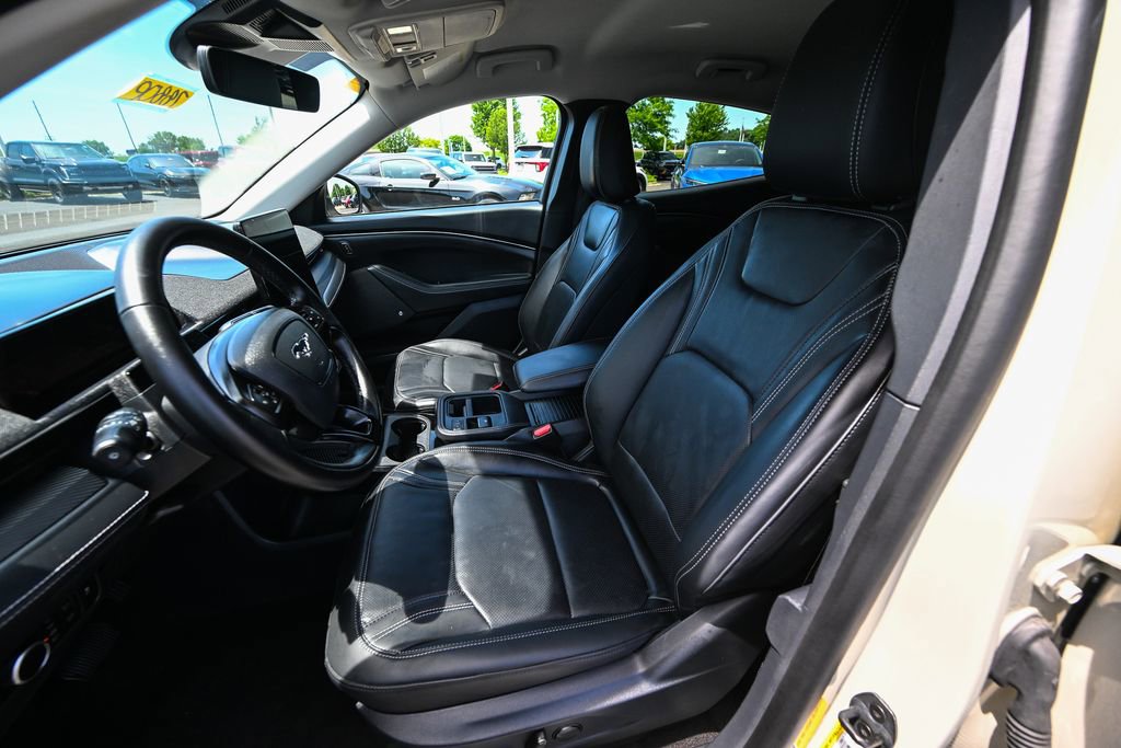 Certified 2025 Ford Mustang Mach-E Premium AWD/4WD image 15