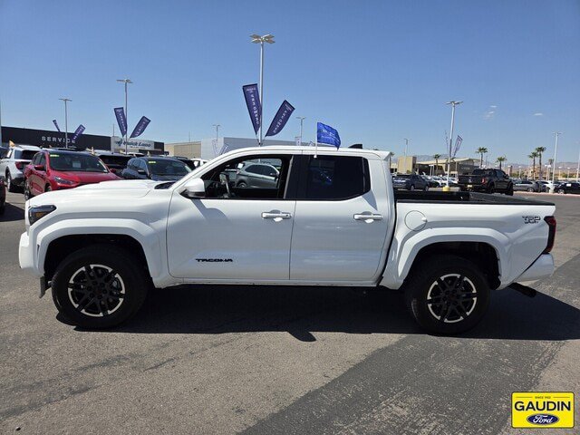 Used 2026 Toyota Tacoma TRD Sport AWD/4WD image 4