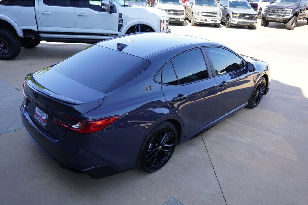 Used 2025 Toyota Camry SE w/ Convenience Package FWD image 15