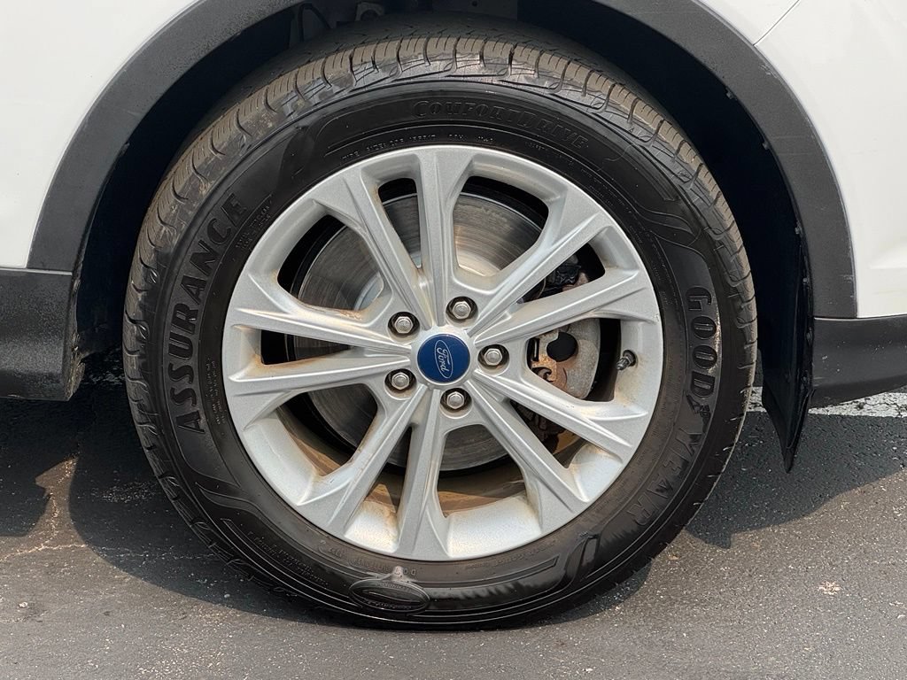 Certified 2019 Ford Escape SE AWD/4WD image 39