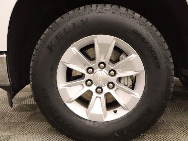Used 2022 Chevrolet Silverado 1500 LT RWD image 2
