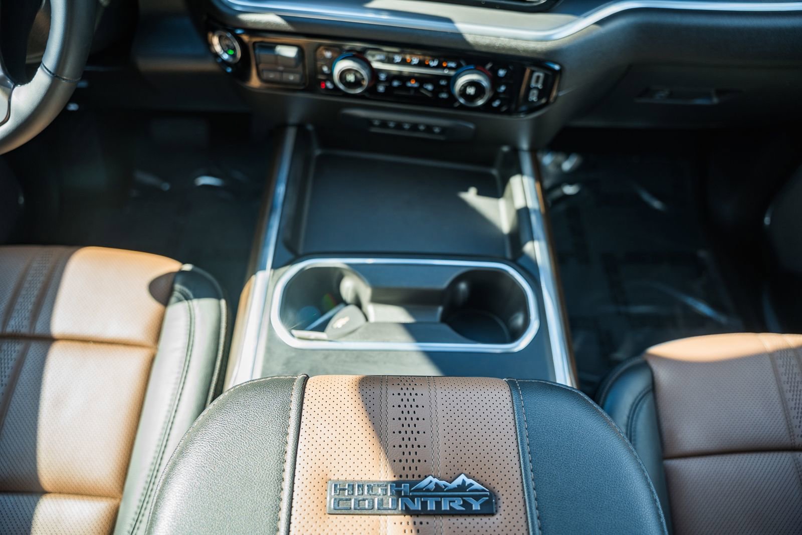 Used 2024 Chevrolet Silverado 3500 High Country w/ High Country Premium Package image 48