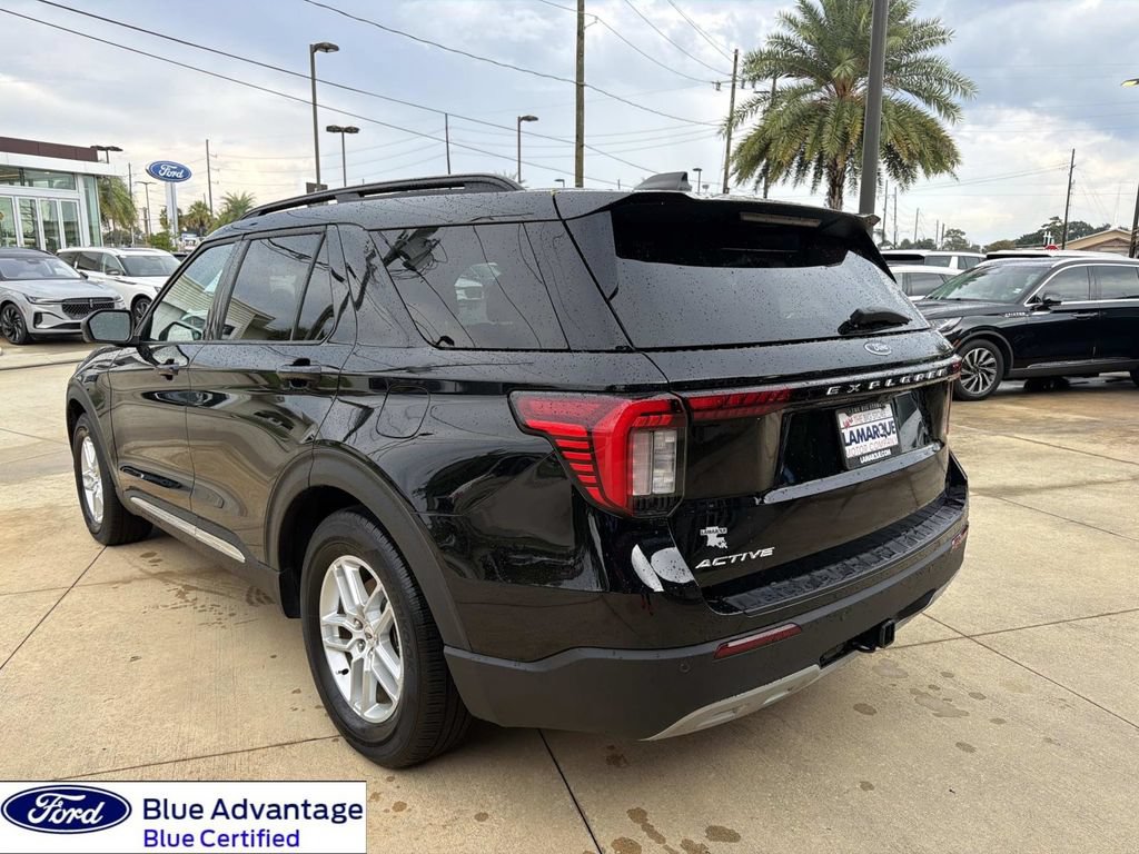 Certified 2025 Ford Explorer Active w/ Active Comfort Package RWD image 8