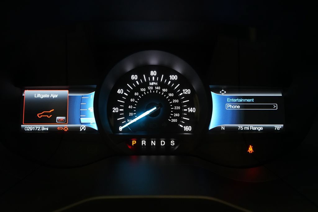 Certified 2022 Ford Edge ST-Line AWD/4WD image 2
