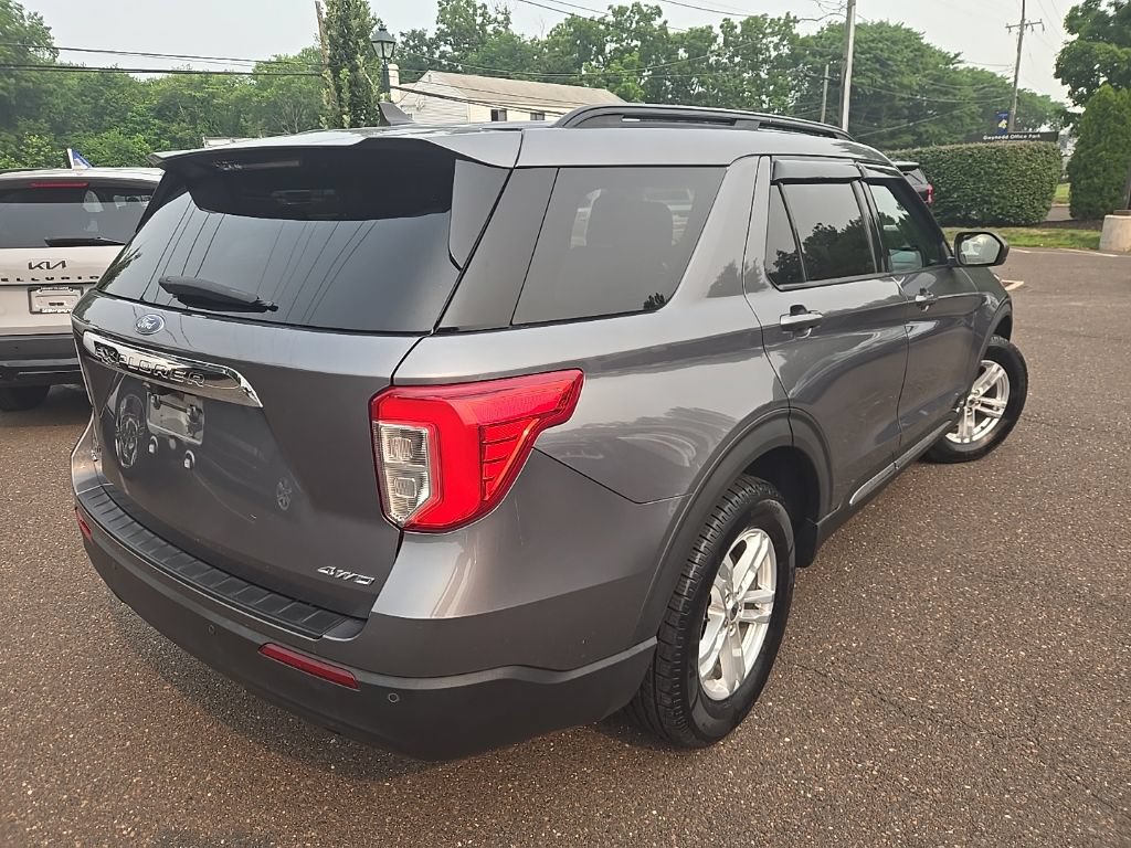 Certified 2021 Ford Explorer XLT AWD/4WD image 4