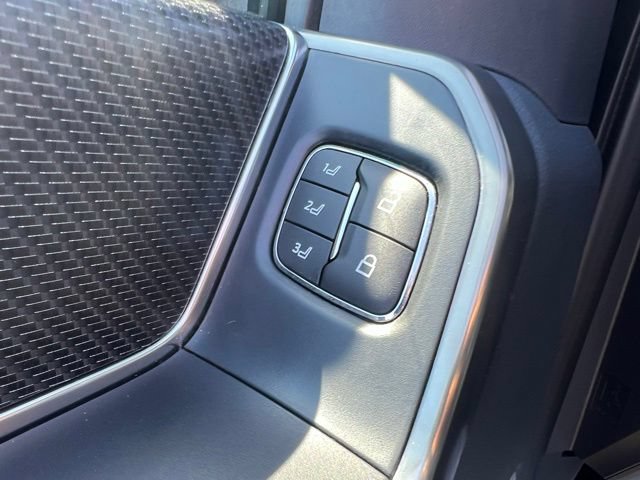Certified 2022 Ford F150 Raptor w/ Raptor 37 Performance Package AWD/4WD image 8