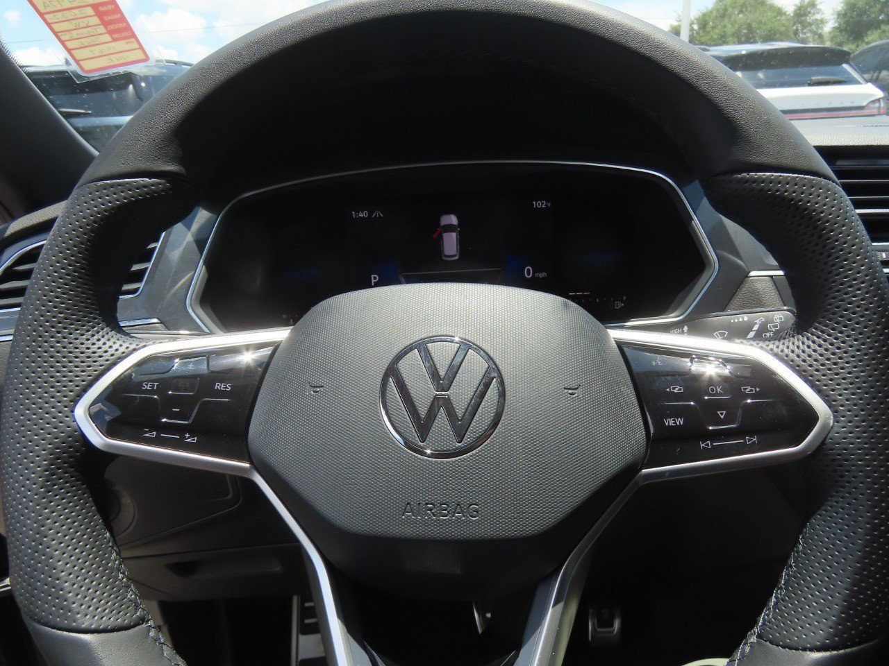 Used 2022 Volkswagen Tiguan SE R-Line AWD/4WD image 28