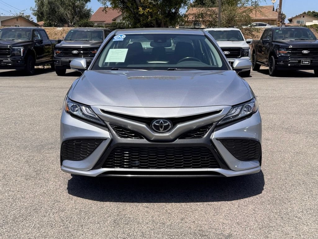 Used 2023 Toyota Camry XSE FWD image 6