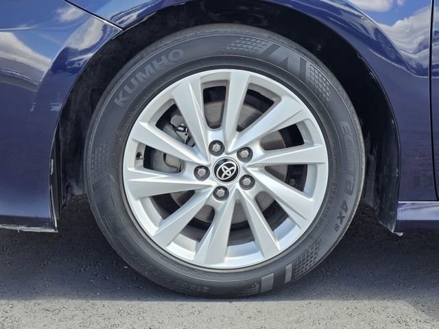 Used 2022 Toyota Camry LE FWD image 27