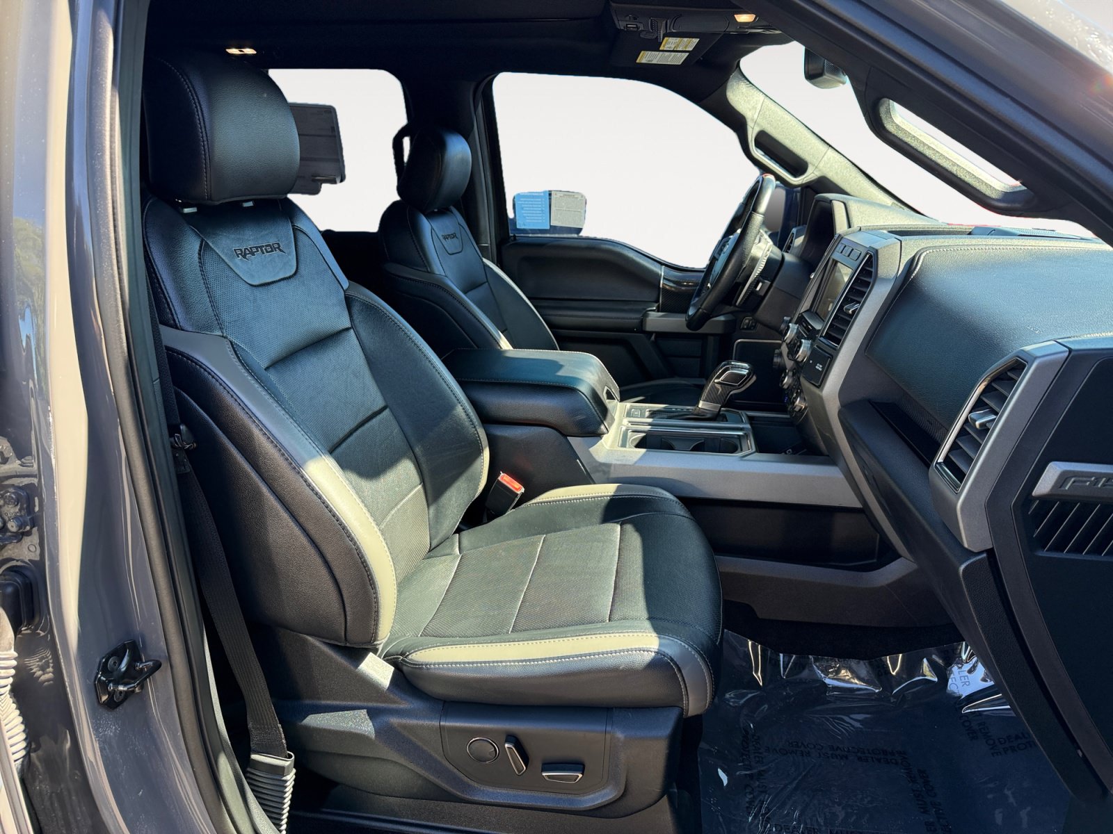 Certified 2018 Ford F150 Raptor w/ Equipment Group 802A Luxury AWD/4WD image 19