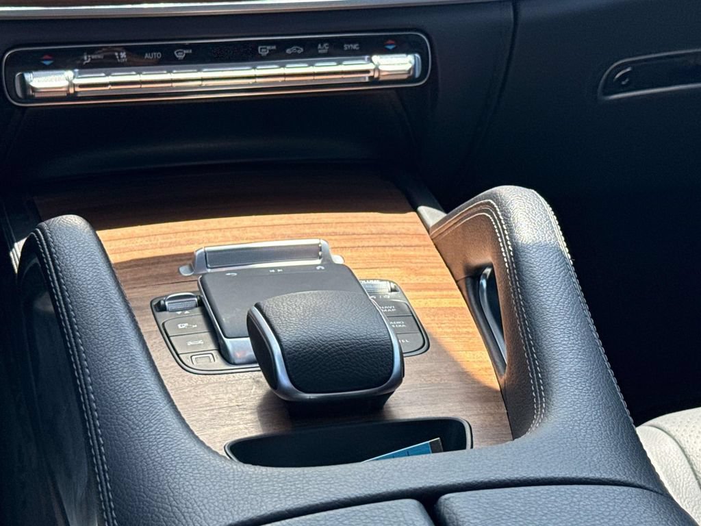 Used 2025 Mercedes-Benz GLE 350 4MATIC image 21