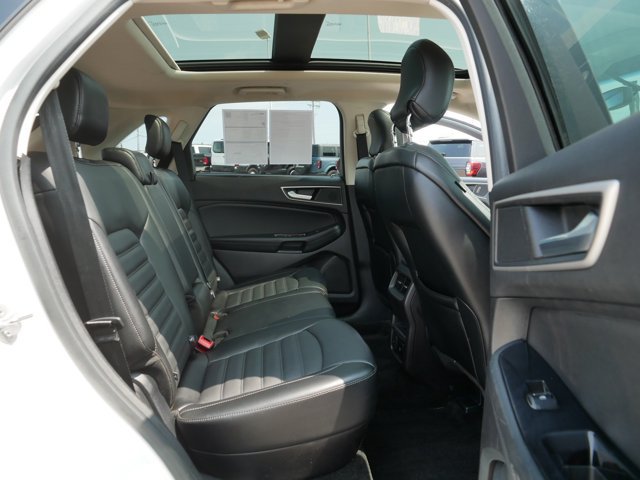 Certified 2017 Ford Edge SEL w/ Equipment Group 201A AWD/4WD image 19