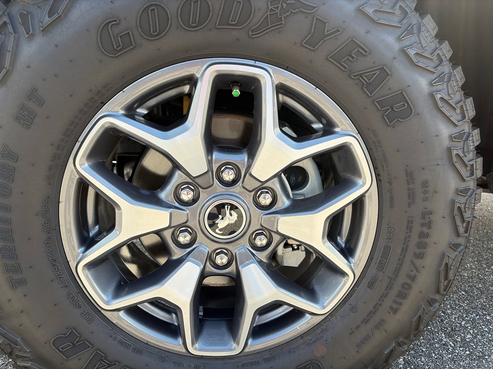 Certified 2025 Ford Bronco Badlands AWD/4WD image 13