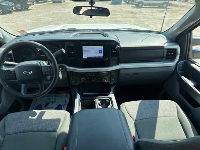 Certified 2024 Ford F250 XLT w/ Snow Plow Prep Package image 13