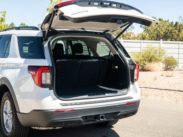 Certified 2025 Ford Explorer Active AWD/4WD image 8