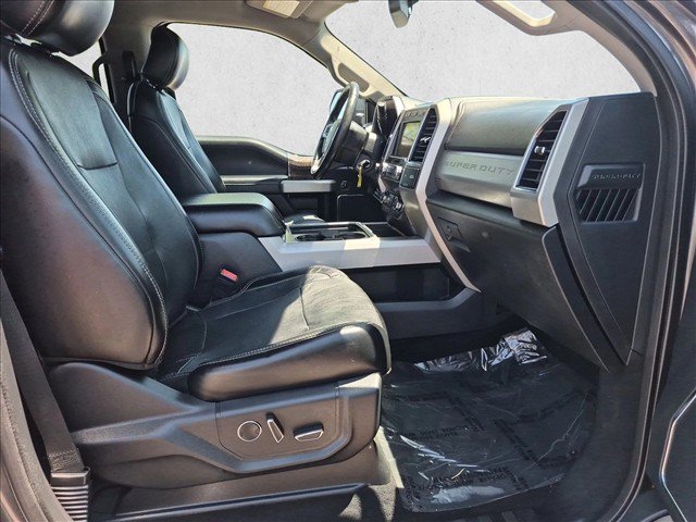 Certified 2019 Ford F250 Lariat w/ Lariat Value Package AWD/4WD image 23