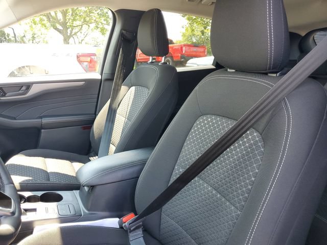 Certified 2023 Ford Escape Active AWD/4WD image 15