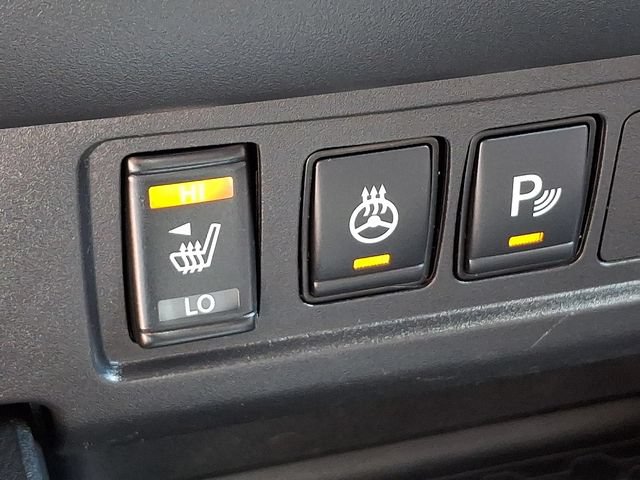 Used 2022 Nissan Frontier SV AWD/4WD image 26