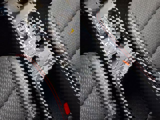 Certified 2024 Ford Escape ST-Line w/ Tech Pack #1 image 17