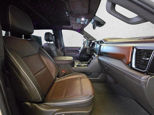 Used 2025 GMC Sierra 2500 Denali w/ Denali Reserve Package AWD/4WD image 21